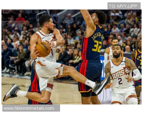 球星激烈争执引发场上风波 赛后双方互不相让言辞激烈