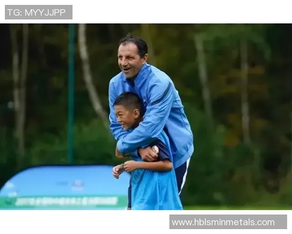 足球星超新赛季全面开赛 球迷热议新规则与转会动态